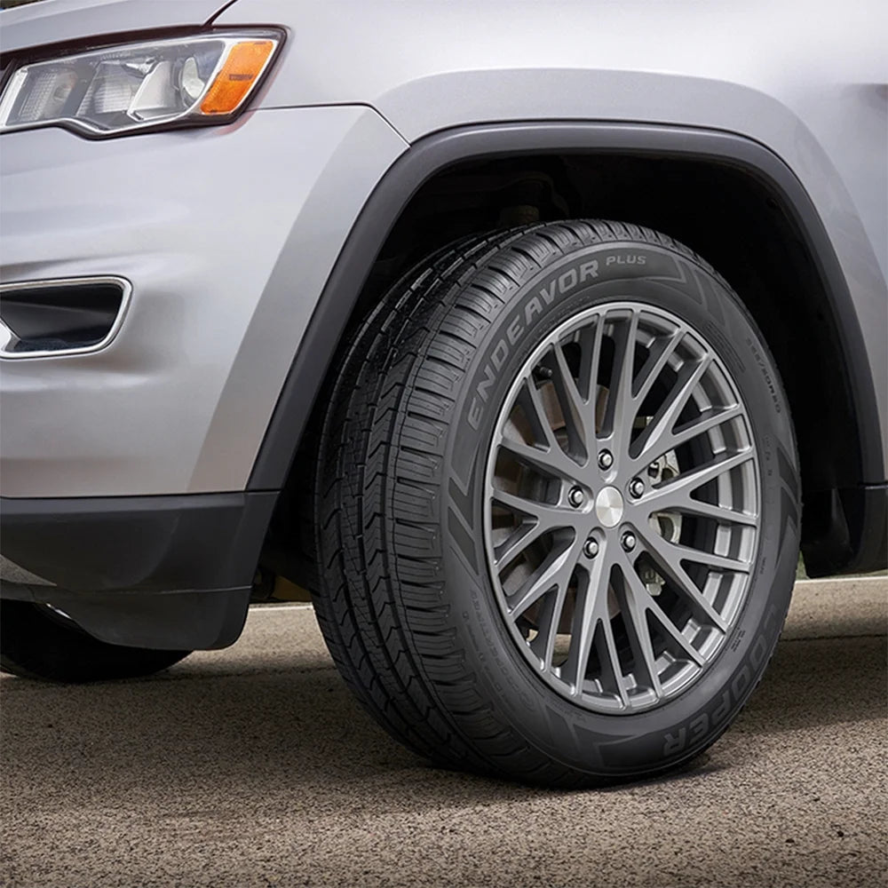 Set of 4 225/55R18 98H All Season Tires Y758