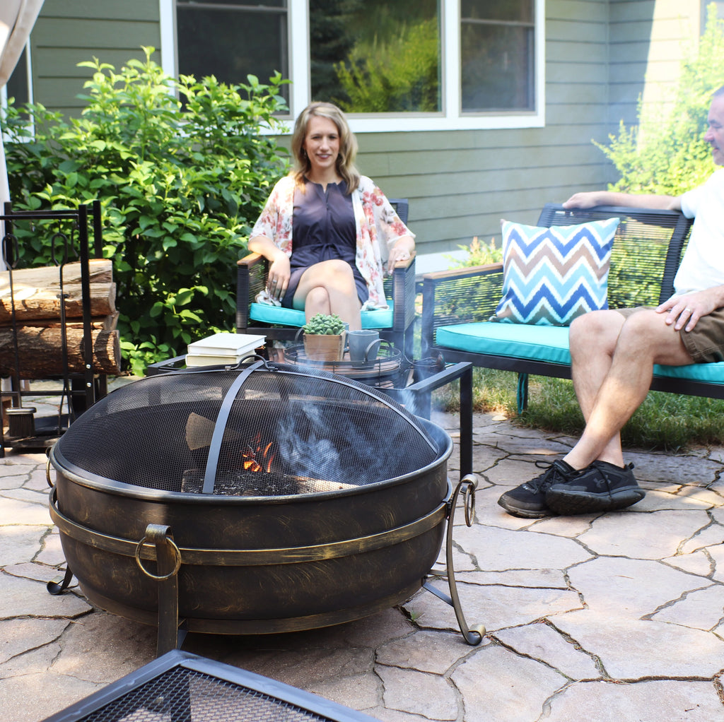 Outdoor Cauldron Fire Pit with Spark Screen Y544