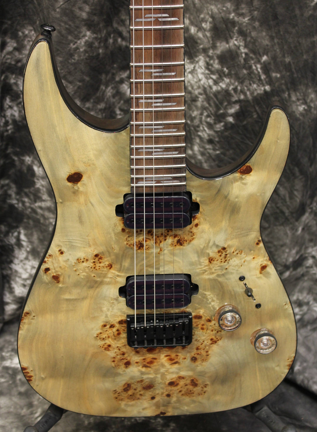 Charcoal Finish Rosewood Fretboard Electric Guitar E152318