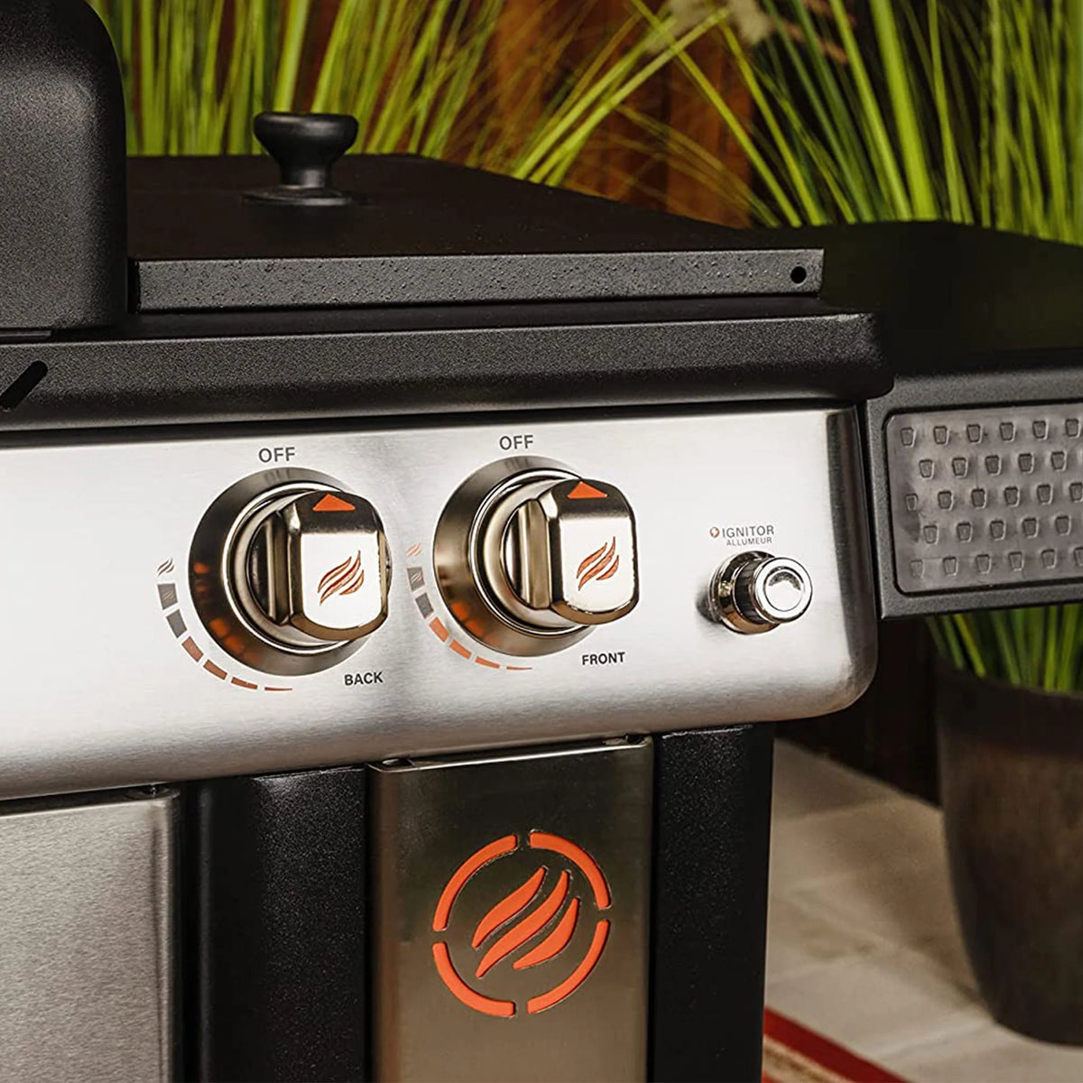 28 Inch 3 Burner Propane Griddle Cooking Station with Cabinets V24252