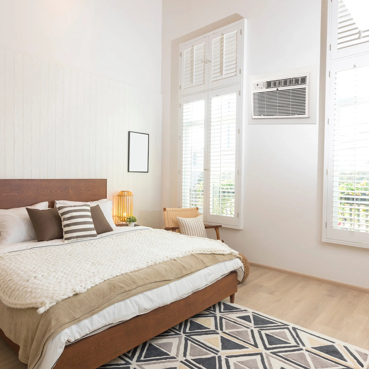 18,000 BTU Window Air Conditioner with Remote Control B740