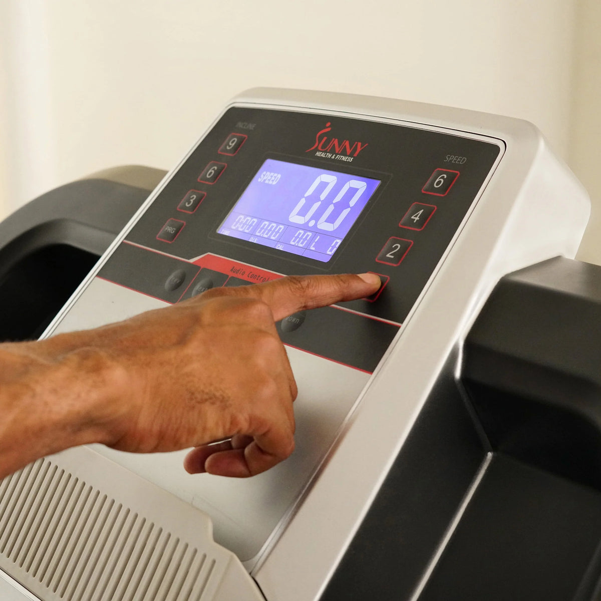 Electric Incline Treadmill with Bluetooth Speakers O8828
