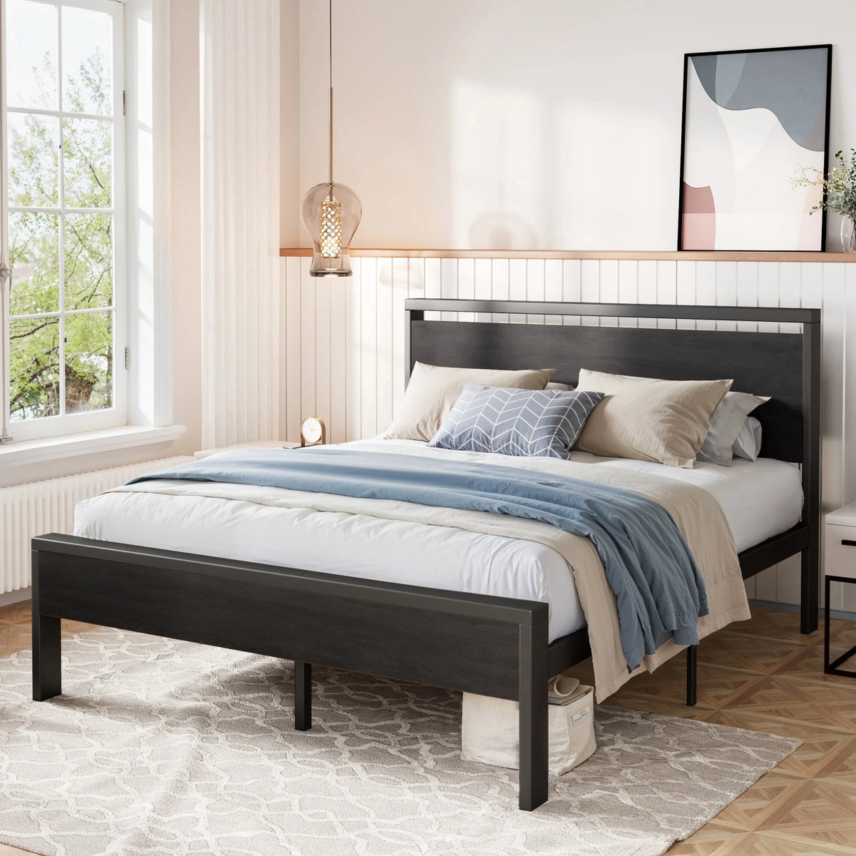 Queen Size Metal Platform Bed Frame with Wooden Headboard & Footboard J9786