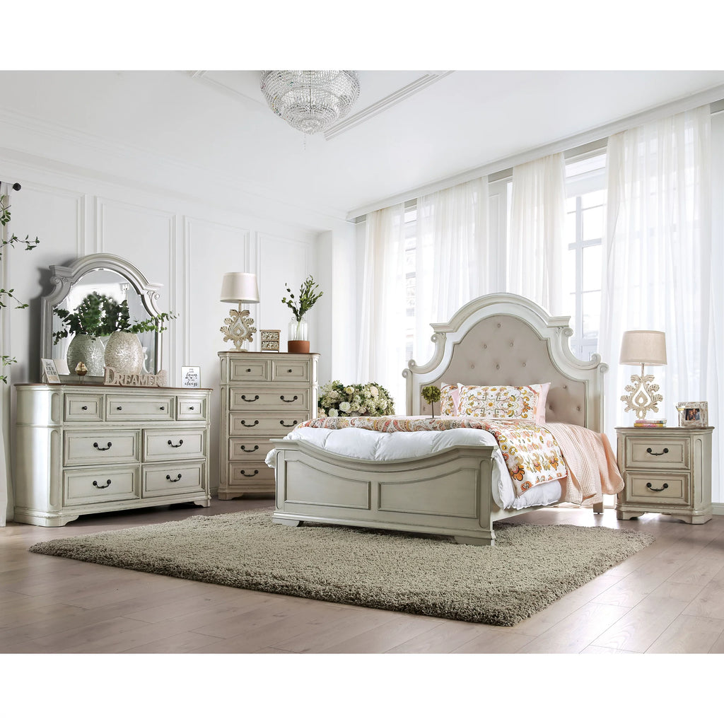 Antique White 7-Drawer Dresser W590532