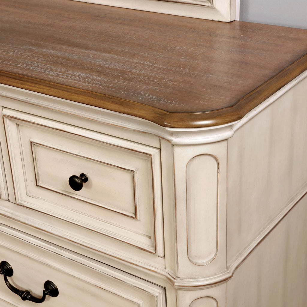 Antique White 7-Drawer Dresser W590532